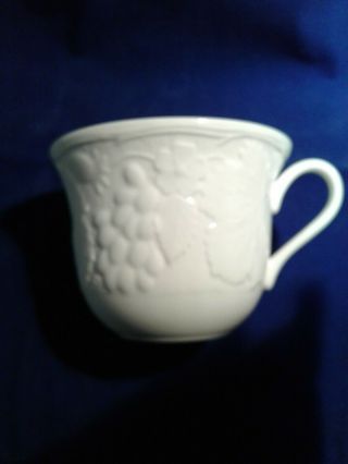 Wedgewood Strawberry And Vine 6 Tea Cups