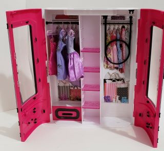 Barbie Pink Wardrobe Closet W/ Handle Hard Plastic Carrying Case 2015 Mattel