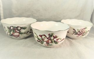 Set Of 3 Charter Club Winter Garland Coupe Cereal Bowls