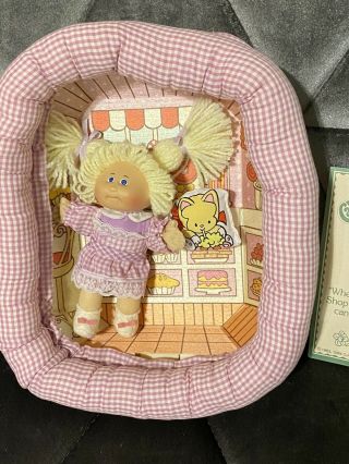 Cabbage Patch Kids Pin Ups Candi Jilly And Her Sweet Shop Coleco Vintage 1983