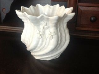 Vintage Irish BELLEEK Twisted Shell Flower Vase - 1946 - 55 4th GREEN 3