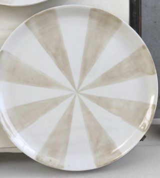SET OF 4 Jonathan Adler Pinwheel Grey & White Stripes Dinner Plates 3