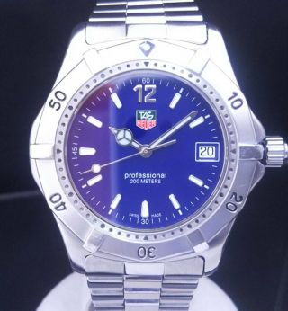 Tag Heuer 2000 Series Wk1113 - 0 Quartz Professional Date Navy Dial 200m Ss Watch