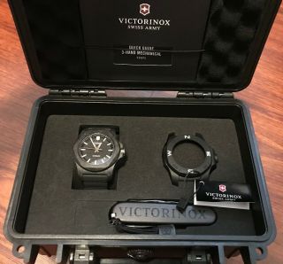 Victorinox Inox Carbon Automatic Black Dial Ref.  241866.  1 - Re - Listed