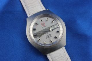 Vintage Omega Electronic F300hz Chronometer Day Date Stainless Men 