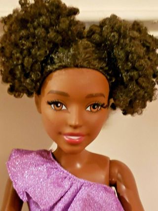 Barbie African American 28 