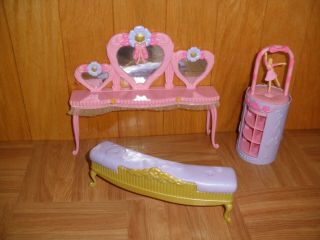 Barbie Kelly Ballerina Ballet Furniture Dressing Table/mirror/round Dresser 204