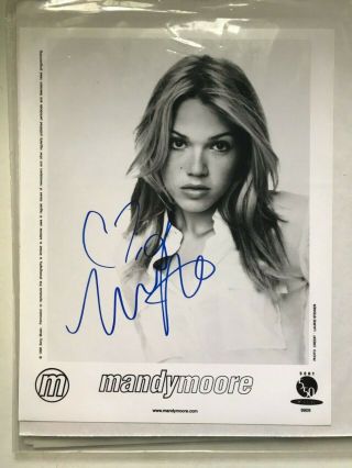 Mandy Moore 8x10 Photo Autographed