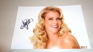 Melissa Joan Hart Signed Picture Autographed With Clarissa Explains Sabrina