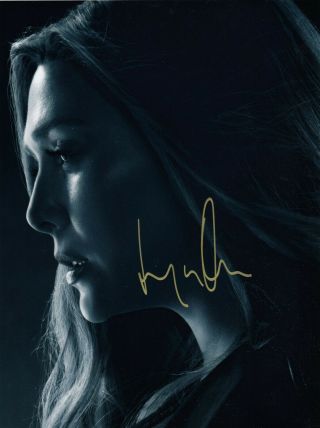 Elizabeth Olsen Signed 8x10 Auto Photo In