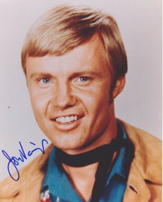 Signed Color Photo Of Jon Voight Of " Midnight Cowboy "