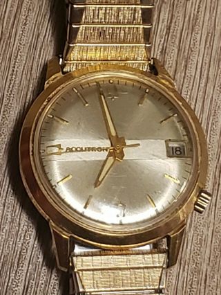 Vintage Bulova Accutron Date Watch 18K Gold Case 2