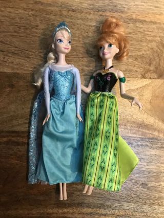 Disney Store Frozen Singing Elsa And Anna Dolls