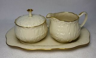 Lenox China Cottage Giftware 4 - Piece Creamer,  Sugar Bowl With Lid & Tray Set
