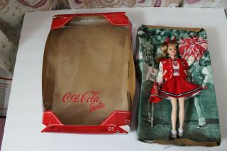 Coca - Cola Cheerleader 2001 Barbie Doll