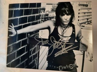 Joan Jett " I Love Rock And Roll " Authentic Autograph 8 X 10 Photo