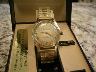 Bulova 23 Jewel 14k Yellow Gold Self Winding Six Adjustments 1956 Wristwatch