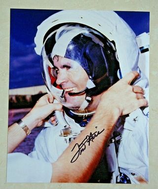 Fred Haise / Nasa Astronaut / Signed 8x10 Celebrity Photo