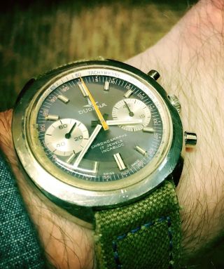 Dugena Vintage All - Steel Chronograph Valjoux 7733 With Orig Box