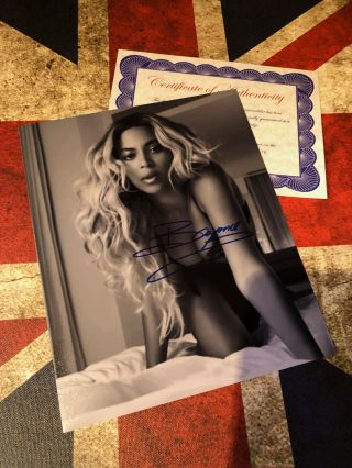 Beyonce Knowles Sexy Hand Signed 10 X 8 Photo Autograph &