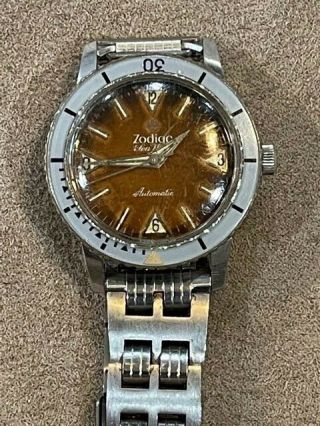 Zodiac “sea Wolf” Men’s Vintage Mechanical Automatic Wristwatch.
