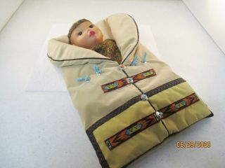 Native American Indian Baby In Papoose Hand Puppet Doll 2004 Sandy Usa