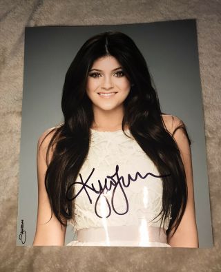 Kylie Jenner Glossy Signed Autographed 8x10 Photo