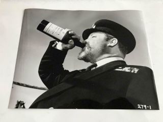 1950s Ian Jeayes Film Still Photo James Robertson Justice Doctor At Sea
