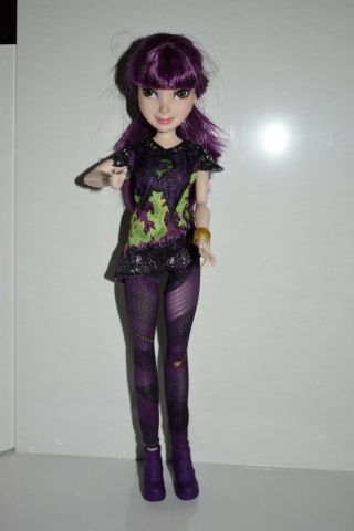 Disney Descendants 2 Mal Isle Of The Lost Doll Figure Hasbro With Bracelet Boots