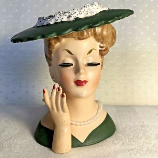 1958 Napco Head Vase Lady C3343c Dark Green Hat & Dress,  Lashes,  Pearls 4.  5 " H