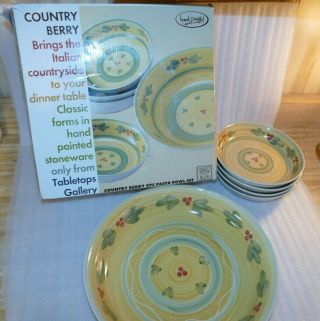 Tabletops Gallery Country Berry 5 Pc Pasta Bowl Set Hand Painted Stoneware Vgc