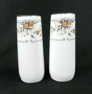 Salt & Pepper Shakers Wade Sone " Claremont " Fine Porcelain China Japan