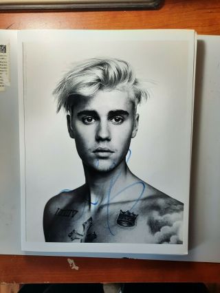 Justin Bieber " Canadian Pop Star " Authentic Autograph 8x10 Photo