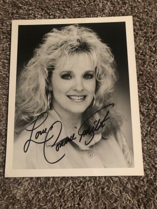 Connie Smith Autographed Photo 8 X 10 Black And White Authentic