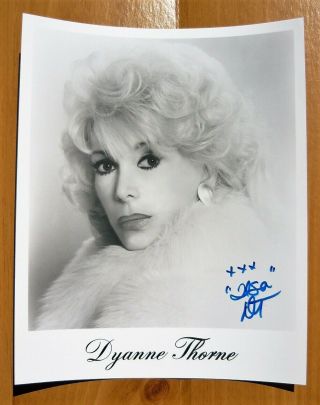 Dyanne Thorne Autographe​d 8x10 Photo Star Of Ilsa She Wolf Of The Ss