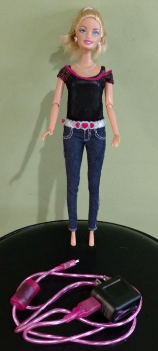 Barbie Photo Fashion Doll & Usb Cable Built In Camera