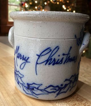 Salmon Falls Stoneware Pottery Two - Handled Crock Merry Christmas With Holly 1995