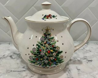 Sadler England Salem Christmas Eve Teapot