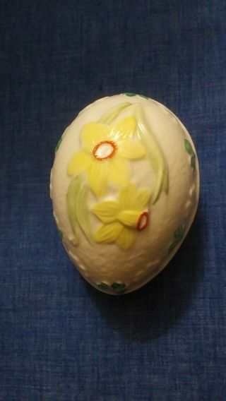 Daffodils And Shamrocks Porcelain Trinket Box Belleek Made In Ireland