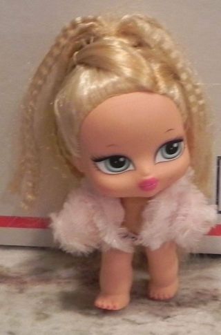 Bratz Dollz Lil Babyz Cloe 4.  5 " Doll Phoebe Pink Fur Jacket &panties Mga Fashion