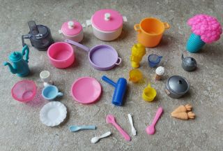 Vintage Barbie Dream House Pots,  Pans,  Dishes Kitchen Pink White Mattel