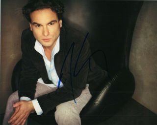 Autographed Johnny Galecki Signed 8 X 10 Photo The Big Bang Theory
