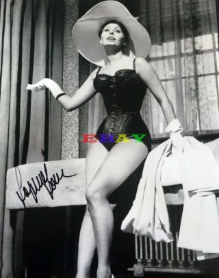 Sophia Loren Vintage Autographed Signed 8x10 Photo Reprint