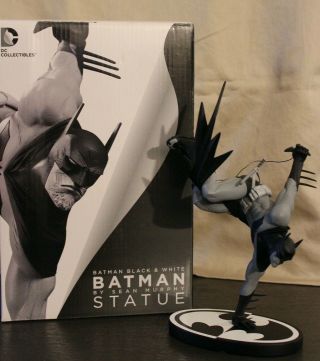 Dc Collectibles Black And White Batman Statue By Sean Murphy