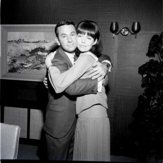 Barbara Feldon Don Adams Hug Get Smart Rare 1967 Nbc Tv Photo Negative