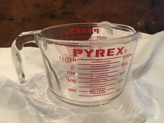 Vtg Pyrex Glass 4 Cup/1 Quart/1 Liter Measuring Cup Open Handle Red Letters 532 3