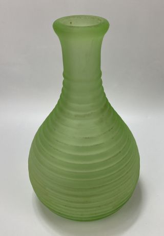 Vintage Green Ribbed Glass Frigidaire Water Bottle Vase Vaseline Uranium? 9 " Tall