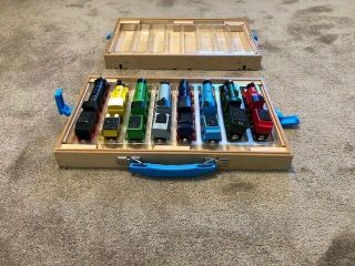 Thomas The Train Carrying Case Wooden Fold - Out Track Includes 8 Engines