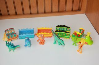 Jim Henson/tomy Dinosaur Train Set With Dinosaurs