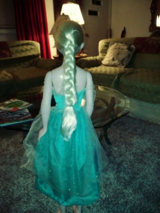 JAKKS PACIFIC Frozen Princess ELSA My Size 38” Doll and Clothes. 2
